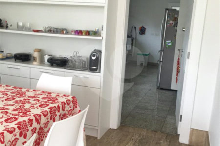 Sobrado à venda com 4 suítes em Planalto Paulista, São Paulo, SP