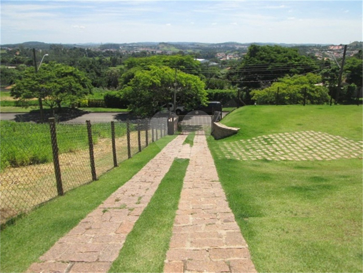 Casa à venda com 6 suítes no condomínio Jardim Primavera, Louveira - SP