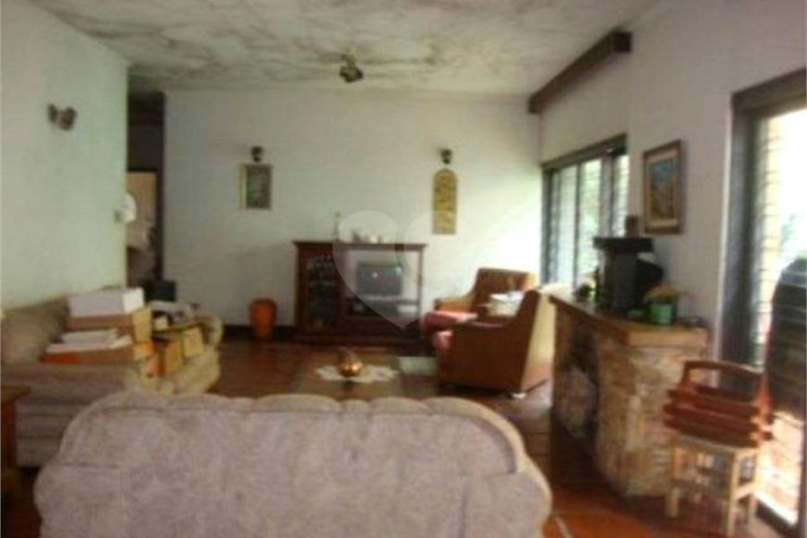 Casa Térrea à venda com 4 quartos, sendo 1 suíte, em Jardim Floresta, São Paulo, SP