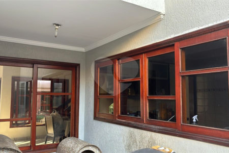 Sobrado à venda com 5 quartos, sendo 3 suítes,  em Jardim Recanto do Valle, Indaiatuba, SP