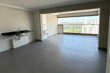 Apartamento à venda com 2 suítes em Campo Belo, São Paulo, SP
