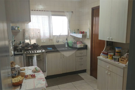 Apartamento à venda com 3 quartos, sendo 1 suíte, em Tatuapé, São Paulo, SP
