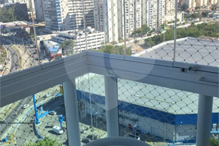Apartamento à venda com 2 suítes em Vila Scarpelli, Santo André, SP