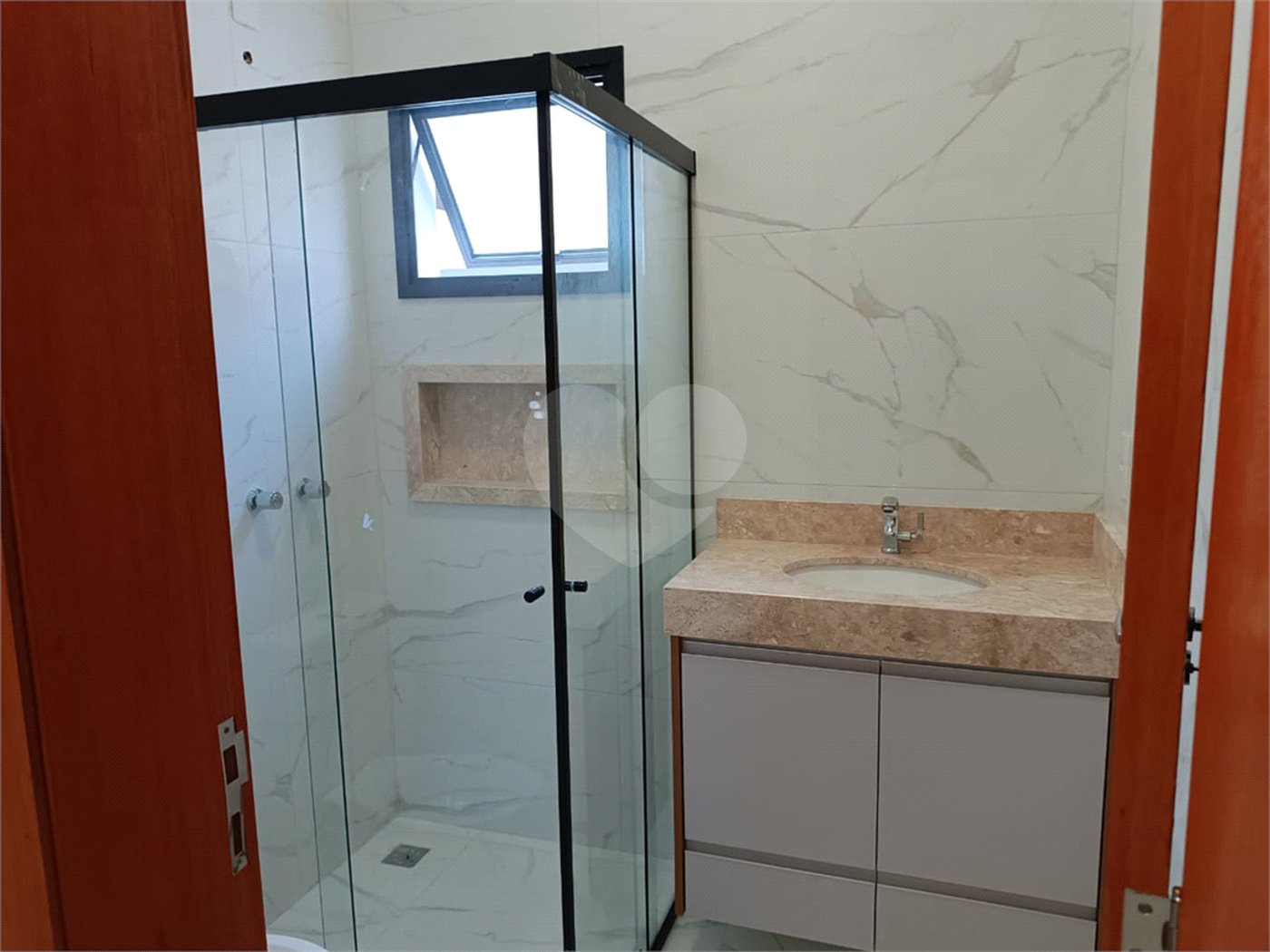 Casa à venda com 3 suítes no condomínio Lagos D Icaraí, Salto - SP