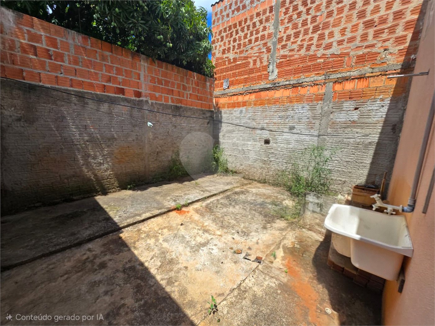 Casa à venda com 2 quartos em Vila Carvalho, Itapetininga, SP