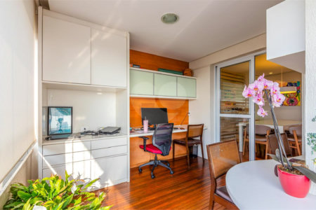 Apartamento à venda com 4 quartos, sendo 3 suítes,  em Real Parque, São Paulo, SP