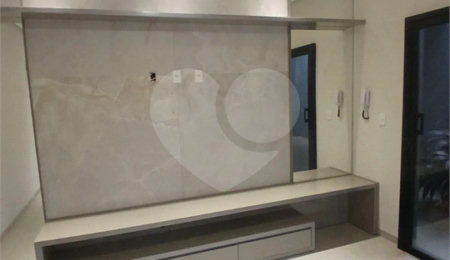 Casa à venda com 3 quartos, sendo 1 suíte,  em Parque Alvorada, Dourados, MS