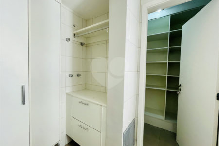 Apartamento à venda com 3 suítes em Baeta Neves, São Bernardo do Campo, SP