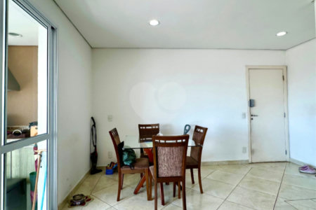 Apartamento à venda com 3 quartos, sendo 1 suíte, em Vila Galvão, Guarulhos, SP
