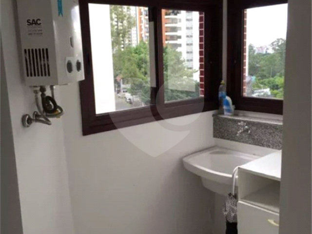 Apartamento à venda com 1 quarto em Morumbi, São Paulo, SP