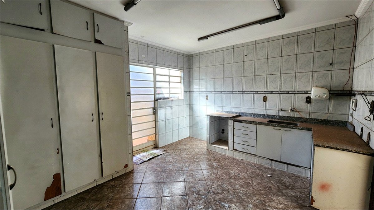 Prédio à venda no Centro, Araraquara, SP