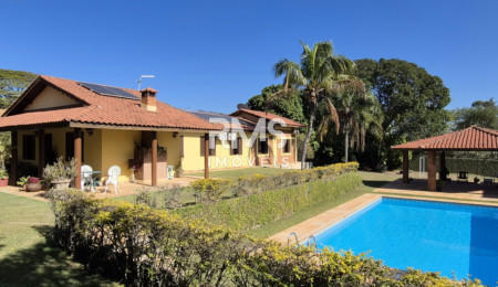 Chácara à venda com 5 quartos, sendo 1 suíte,  em Chácaras Monte Verde, Itu, SP