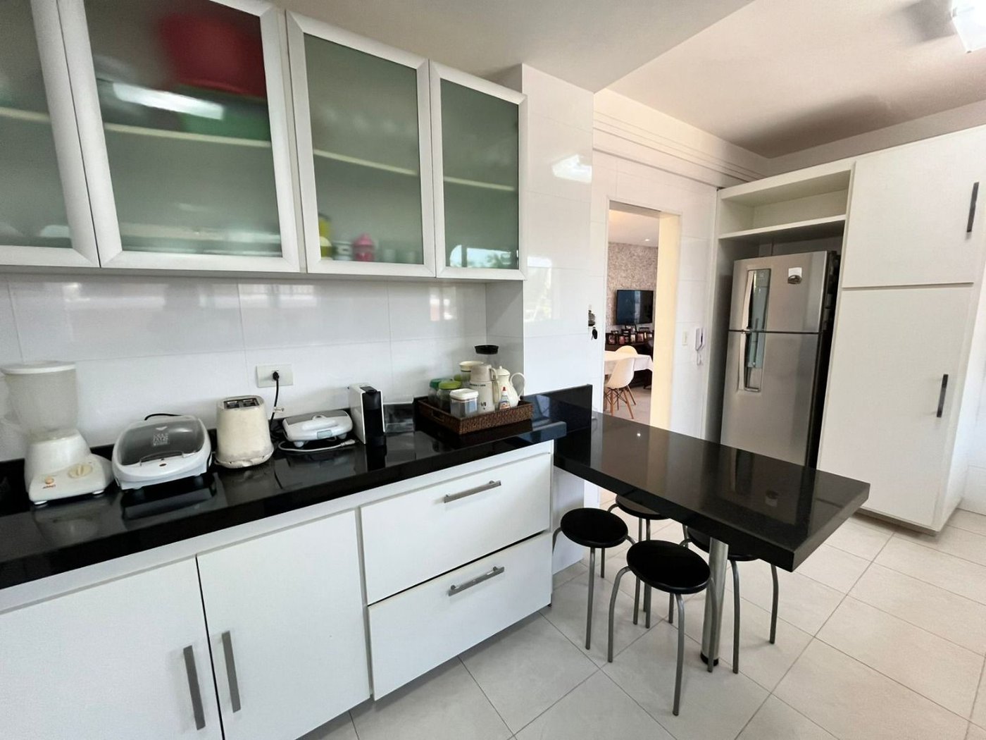 Apartamento com 3 dormitórios à venda, 120 m² por R$ 930.000,00 - Balneário Cidade Atlântica - Guarujá/SP