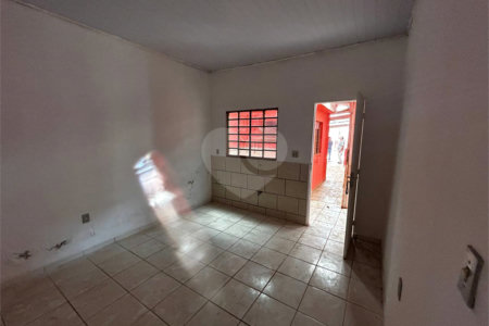 Casa à venda com 2 quartos, sendo 1 suíte, em Jardim Fogaça, Itapetininga, SP