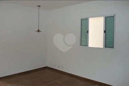 Triplex à venda com 3 quartos em Chácara Canta Galo, Cotia, SP
