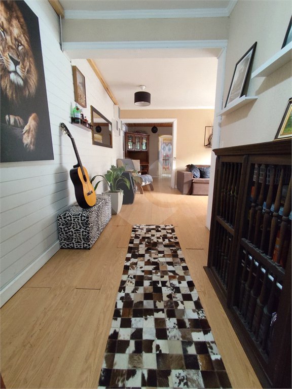 Casa à venda com 3 quartos, sendo 1 suíte, no condomínio Caconde, São Bernardo do Campo - SP