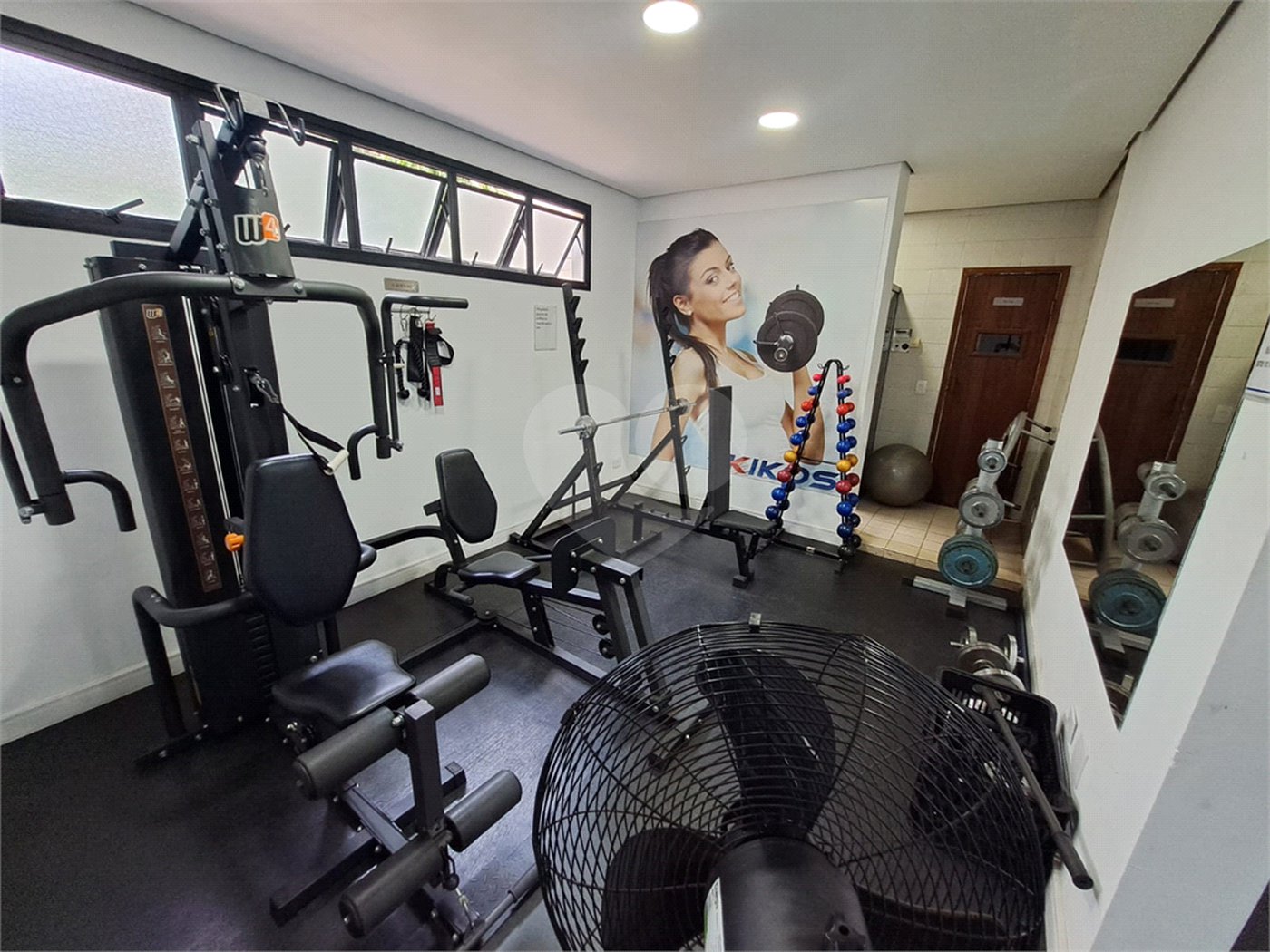 Apartamento à venda com 3 suítes em Vila Suzana, São Paulo, SP