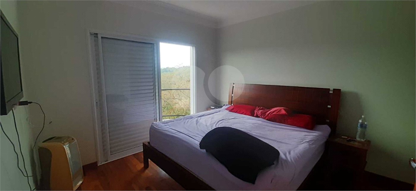 Condomínio à venda com 3 suítes em Caraguatá, Mairiporã, SP