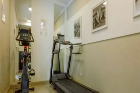Apartamento à venda com 2 quartos em Cambuci, São Paulo, SP