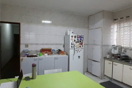Casa à venda com 3 quartos, sendo 1 suíte, em Alto da Lapa, São Paulo, SP