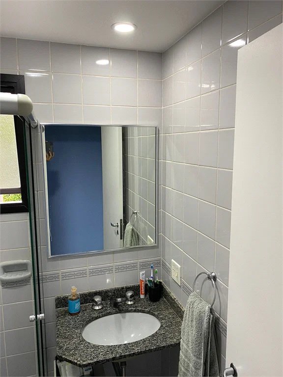 Apartamento à venda com 3 quartos, sendo 1 suíte,  em Vila Andrade, São Paulo, SP