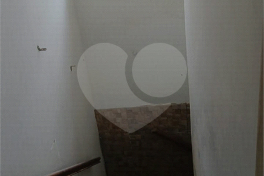 Sobrado à venda com 3 quartos, sendo 1 suíte, em Parque Edu Chaves, São Paulo, SP