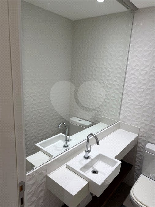 Apartamento à venda ou para alugar com 2 suítes em Vila Olímpia, São Paulo, SP