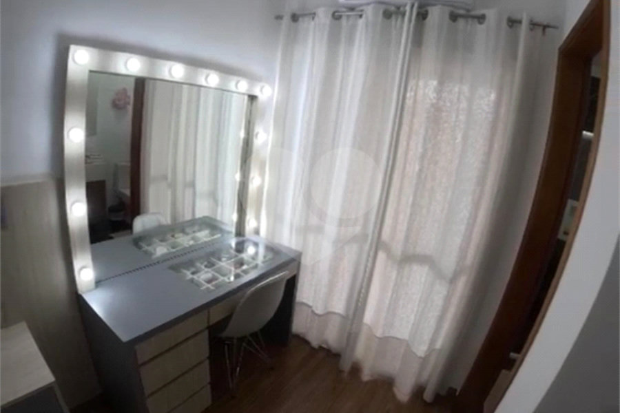 Sobrado à venda com 3 quartos, sendo 1 suíte, em Vila Lucia, São Paulo, SP