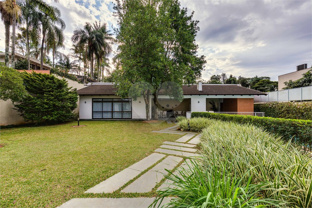 Casa à venda com 4 suítes em Alto da Boa Vista, São Paulo, SP