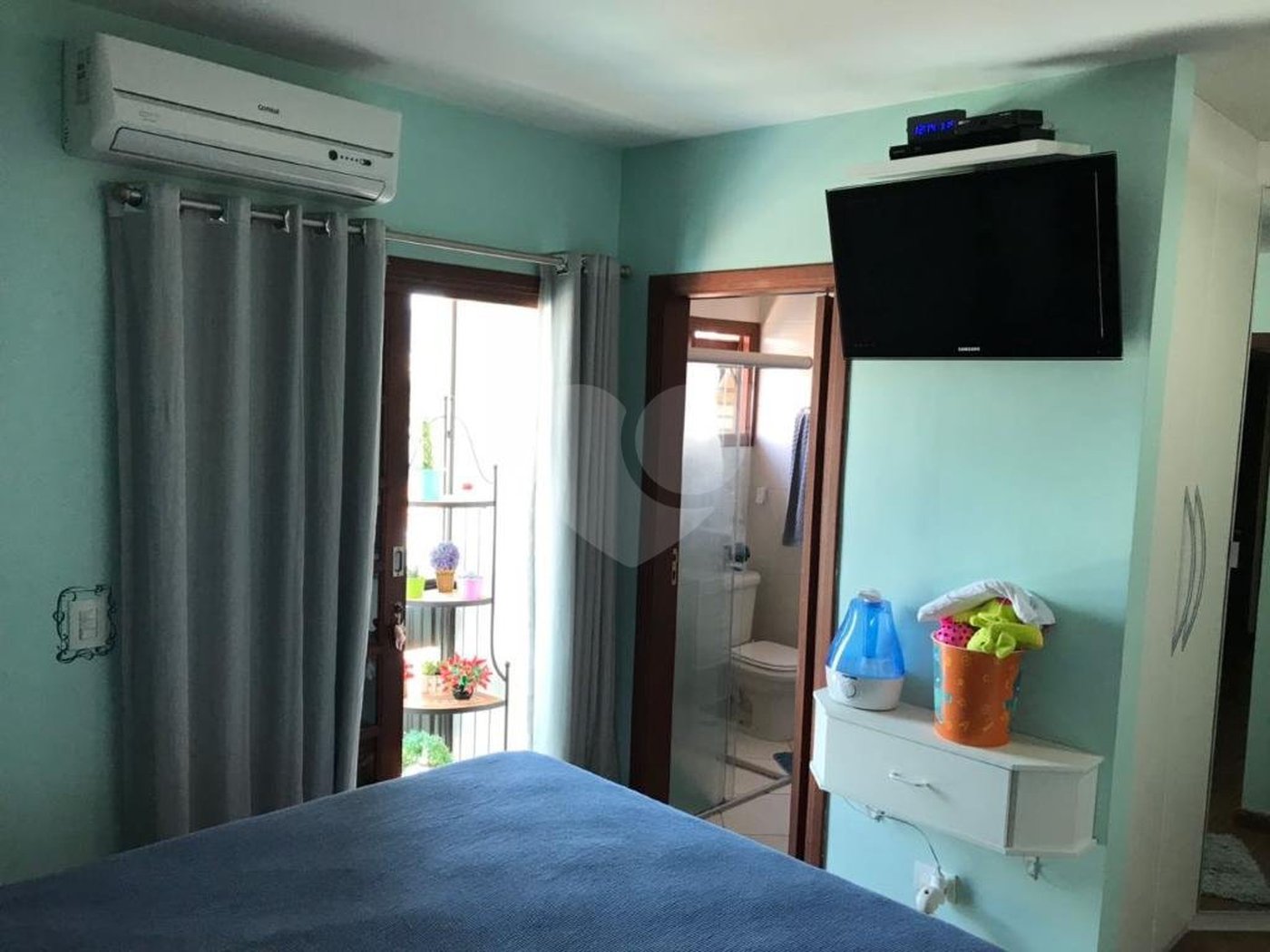 Casa à venda com 3 quartos, sendo 1 suíte, no condomínio Residencial Gabriela, São Paulo - SP