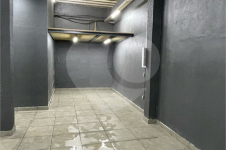Loja à venda ou para alugar em Santíssimo, Rio de Janeiro, RJ