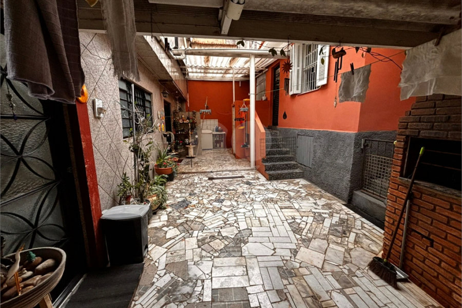 Casa Térrea à venda com 4 quartos, sendo 1 suíte, em Jaçanã, São Paulo, SP