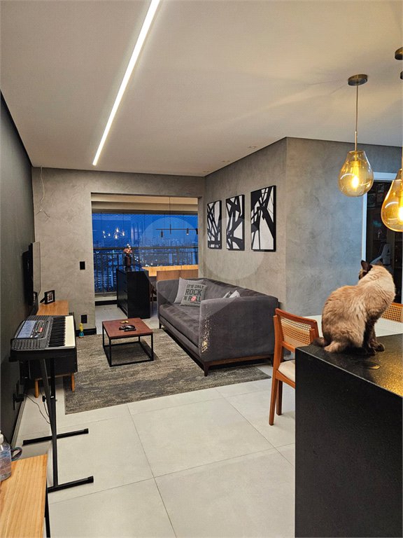 Apartamento à venda com 3 quartos, sendo 1 suíte,  em Vila Zilda (tatuapé), São Paulo, SP