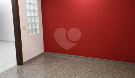 Casa à venda com 4 quartos, sendo 2 suítes,  em Jardim Bela Vista, Santo André, SP