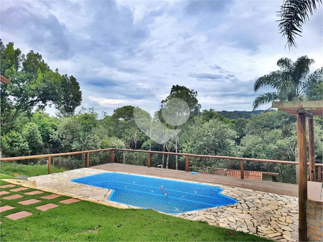 Casa à venda com 3 quartos, sendo 1 suíte,  em Serra da Cantareira, Mairiporã, SP
