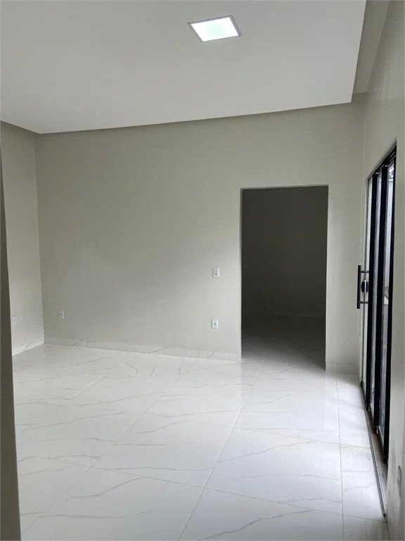 Casa à venda com 3 quartos, sendo 1 suíte,  em Jardim Iracema, Balsas, MA