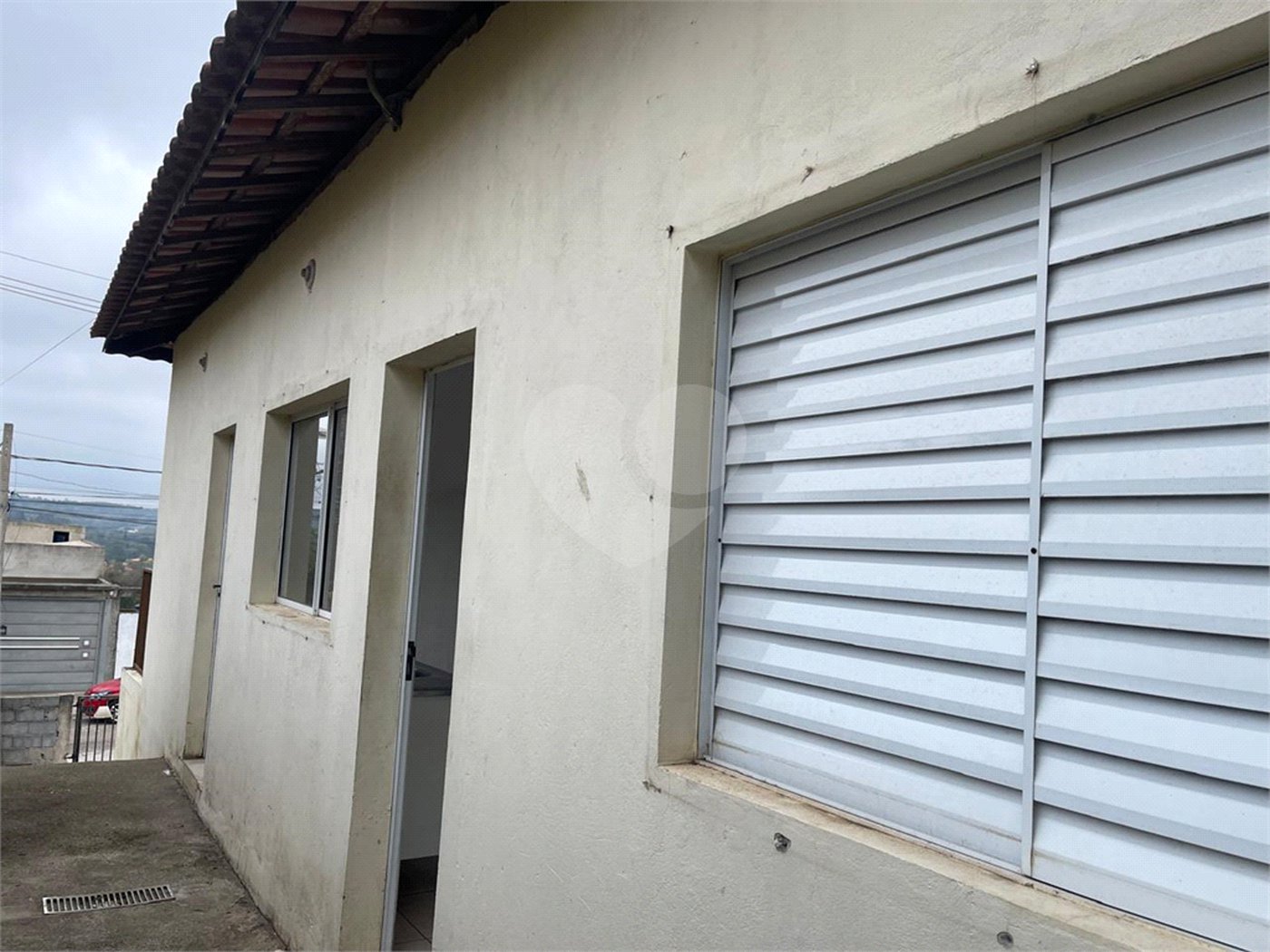 Sobrado à venda com 2 quartos, sendo 1 suíte, em Loteamento Jardim do Sol (mailasqui), São Roque, SP