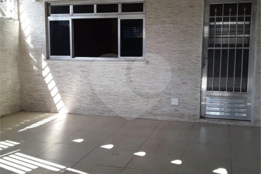 Casa à venda com 2 quartos, sendo 1 suíte, em Tucuruvi, São Paulo, SP