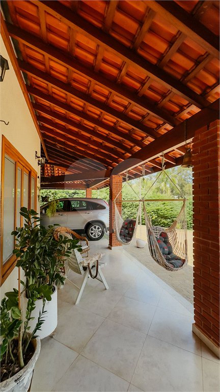 Casa à venda com 4 suítes no condomínio Monte Belo, Salto - SP