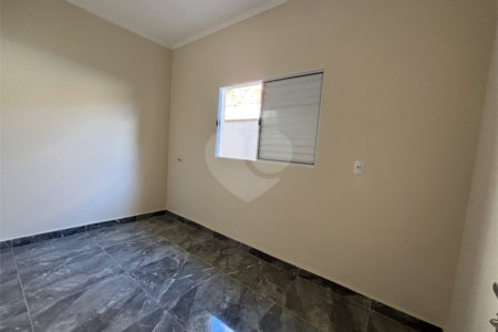 Casa de Vila à venda com 2 quartos, sendo 1 suíte, em Parque São Bento, Sorocaba, SP