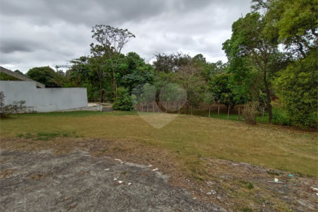 Casa à venda com 4 quartos, sendo 3 suítes, no condomínio Rancho Dirce, Sorocaba - SP