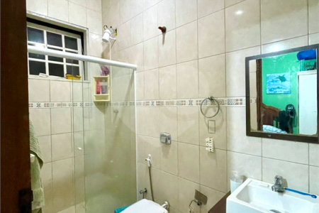 Casa à venda com 4 quartos, sendo 3 suítes, no condomínio Fazenda Cantagalo, Rio de Janeiro - RJ
