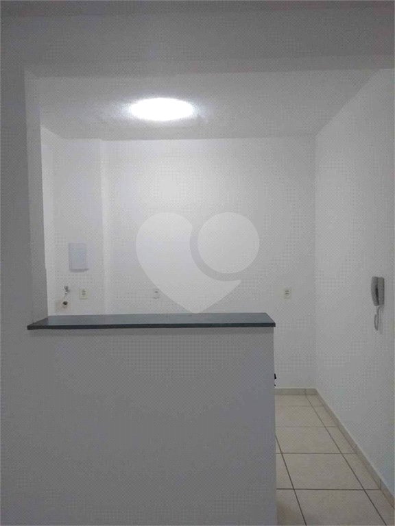 Apartamento no Condomínio Monte Logan.