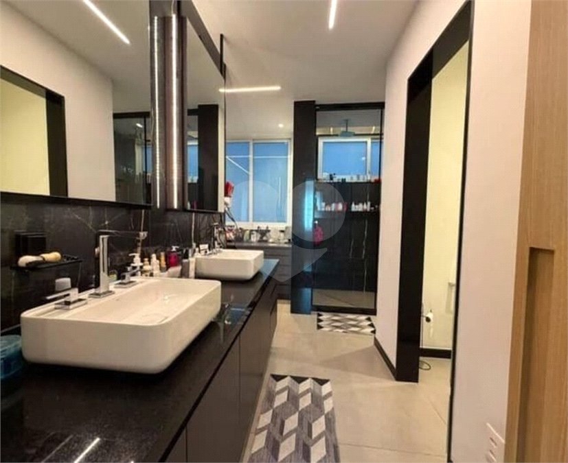 Apartamento à venda com 4 quartos, sendo 1 suíte,  em Ipanema, Rio de Janeiro, RJ