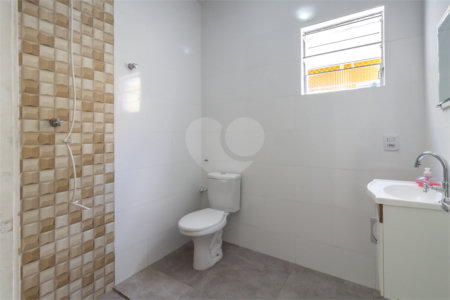Casa à venda com 2 quartos em Cambuci, São Paulo, SP