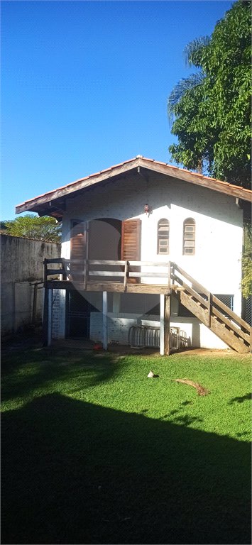 Chácara à venda com 5 quartos, sendo 3 suítes, em Parque Residencial Atibaia, Atibaia, SP