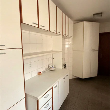 Apartamento à venda com 3 quartos, sendo 1 suíte, em Vila Andrade, São Paulo, SP