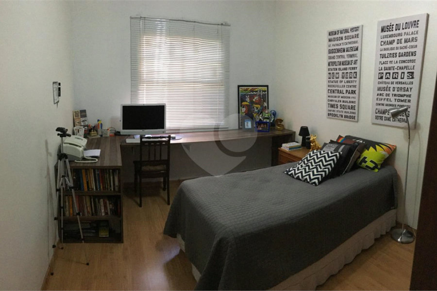 Sobrado à venda com 2 quartos em Tremembé, São Paulo, SP