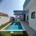 Casa à venda com 3 suítes no condomínio Terras do Vale, Caçapava - SP