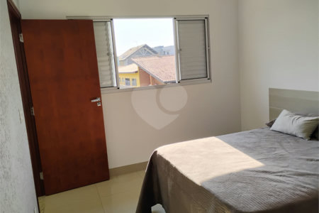 Sobrado à venda com 4 quartos, sendo 3 suítes,  em Jardim Marabá, Itapetininga, SP